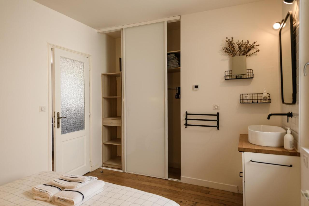 Appartement T2 - Vue Imprenable Sur La Cathedrale แก็งแปร์ ภายนอก รูปภาพ
