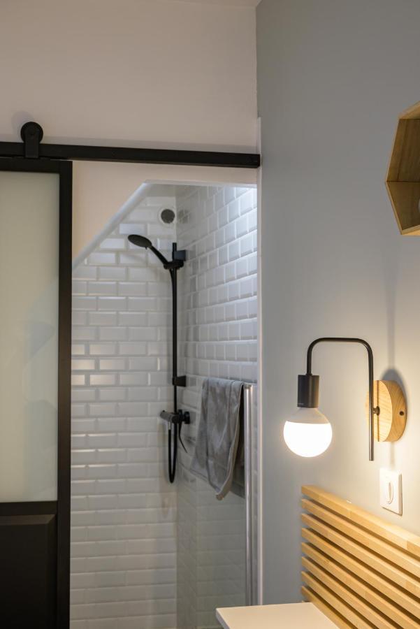 Appartement T2 - Vue Imprenable Sur La Cathedrale แก็งแปร์ ภายนอก รูปภาพ
